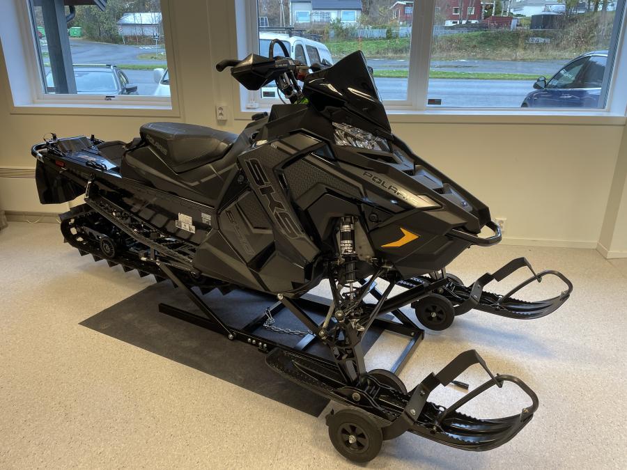 Scooter i klasserommet for undervisning.